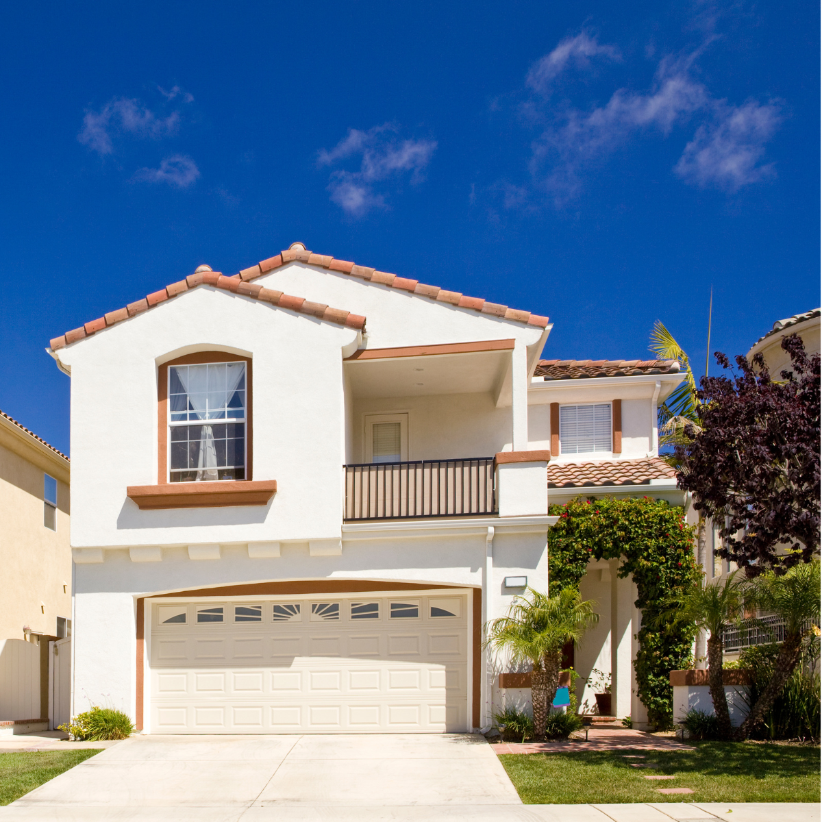 家を借りる/買う